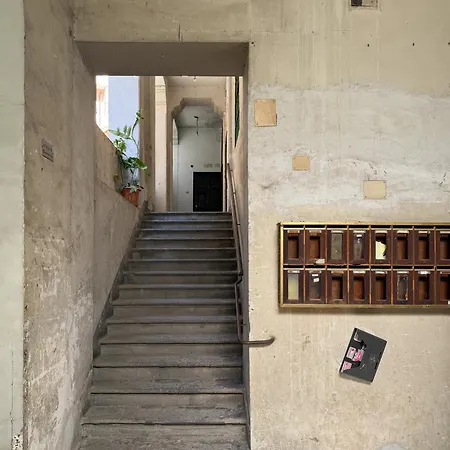 Apartment Dante Secret *