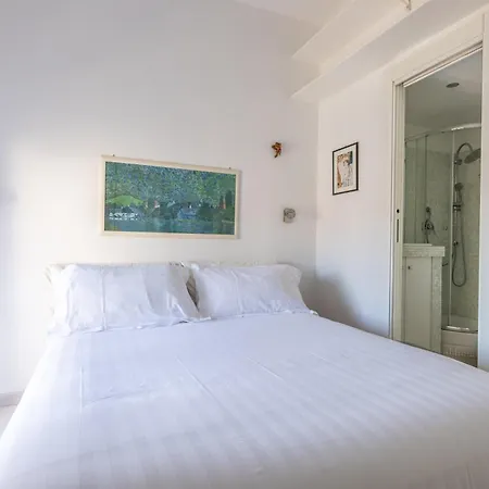 Dante Secret Apartment *