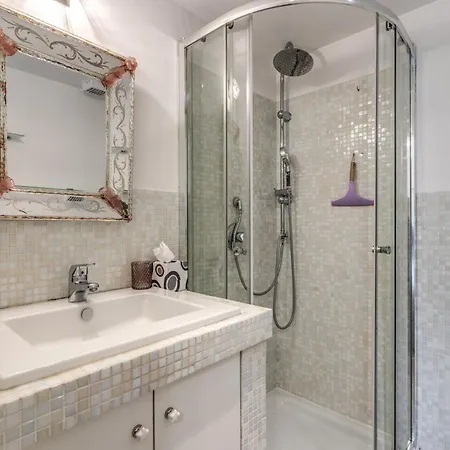 Dante Secret Apartment Rome